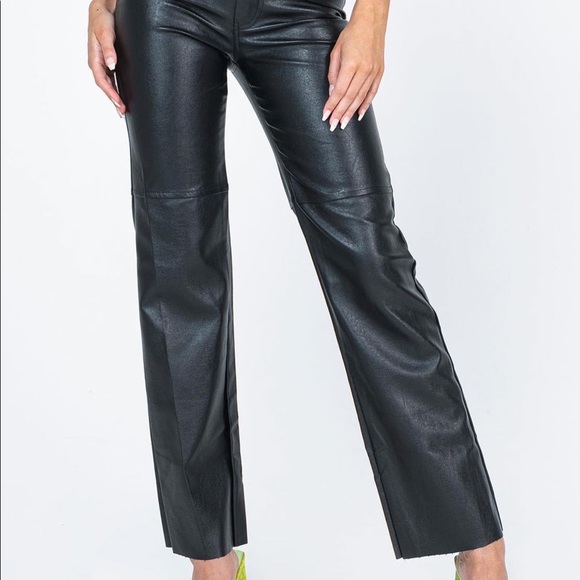 NWT Princess Polly Black Leather Pants - Picture 3 of 3